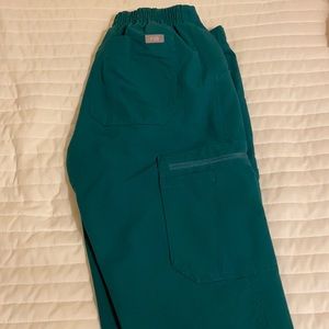 Women’s Figs scrub pant